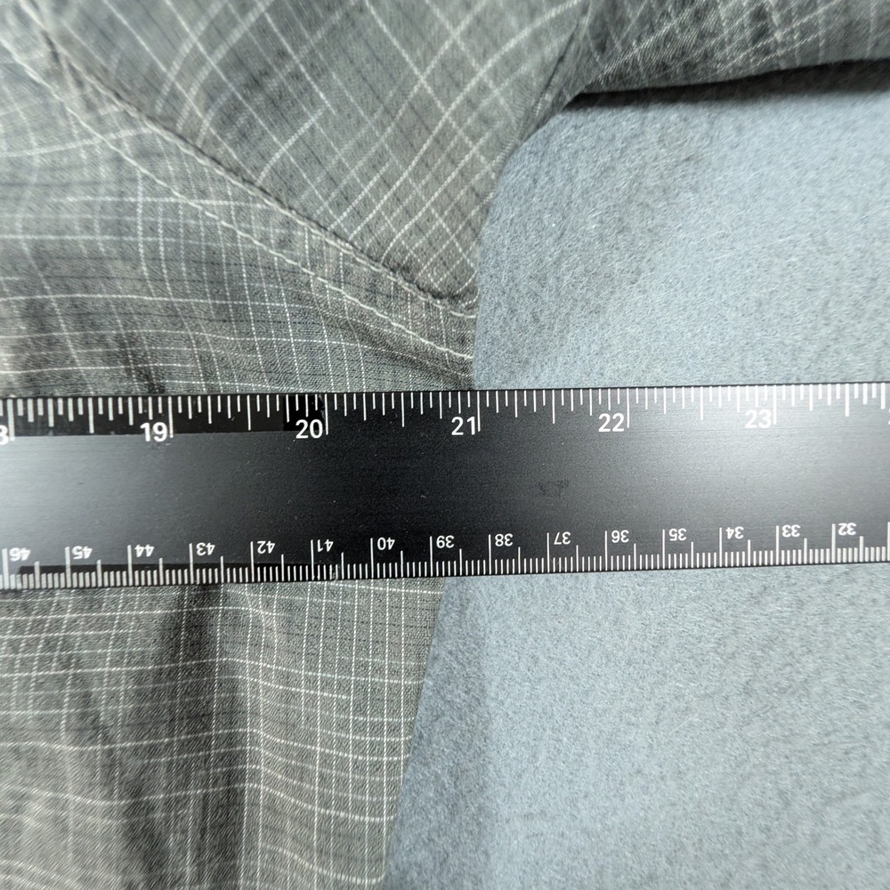 Kuhl Button Down Shirt Mens Small Grey Tapered Fit Short‎ Sleeve Grid Pattern - Picture 6 of 8